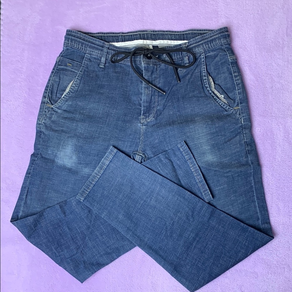 Women's Blue Straight Leg Jeans
